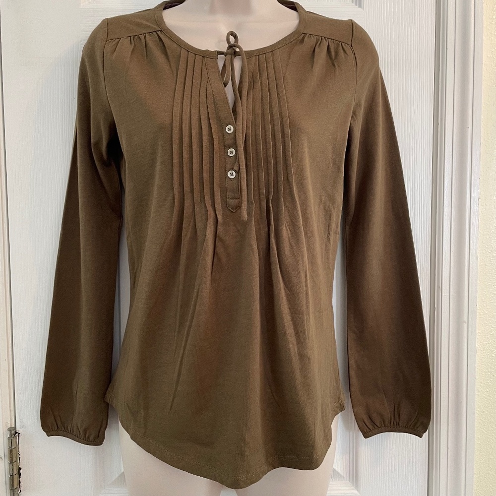 Boden 100% cotton pintuck tie brown henley 2  top long sleeve
